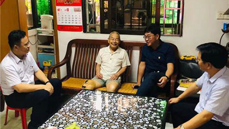 市供水公司开展庆徏?8周年pd主题zd