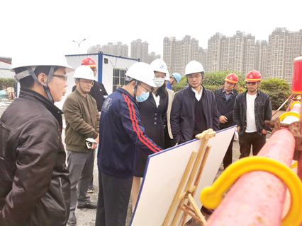 市水务集团开展防汛检?全力{牢安全生防线